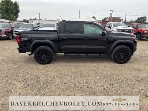 Used 2024 Chevrolet Colorado Trail Boss w/ Technology Package image 7
