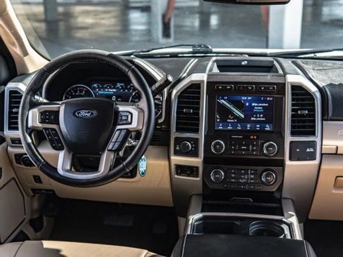 Used 2020 Ford F250 Lariat w/ Lariat Value Package image 19