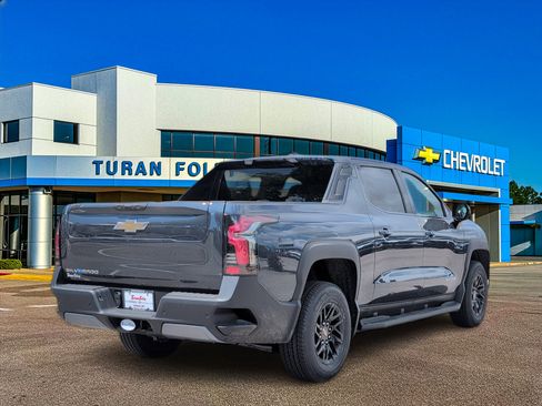 New 2026 Chevrolet Silverado EV LT w/ Plus Package AWD/4WD image 6