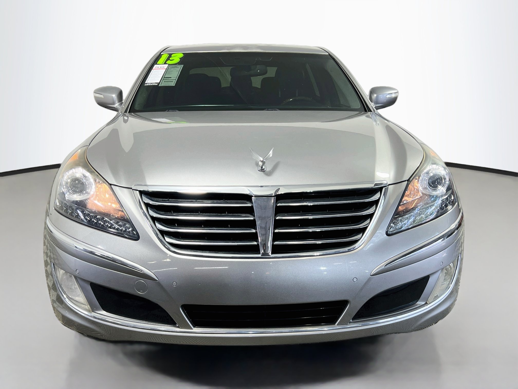 Used 2013 Hyundai Equus Signature RWD image 11