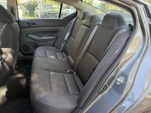 Used 2025 Nissan Altima 2.5 SV image 33