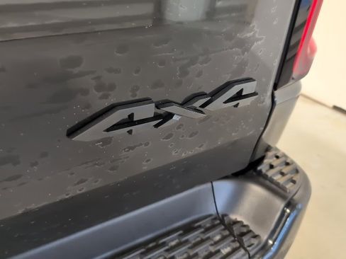 New 2026 RAM 1500 4x4 Crew Cab image 38