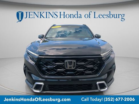 Used 2024 Honda CR-V Sport Touring image 8