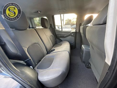 Used 2015 Nissan Xterra S w/ Value Package image 19