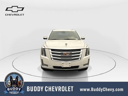 Used 2020 Cadillac Escalade ESV Platinum AWD/4WD image 3