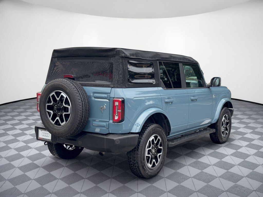 Used 2023 Ford Bronco Outer Banks AWD/4WD image 9