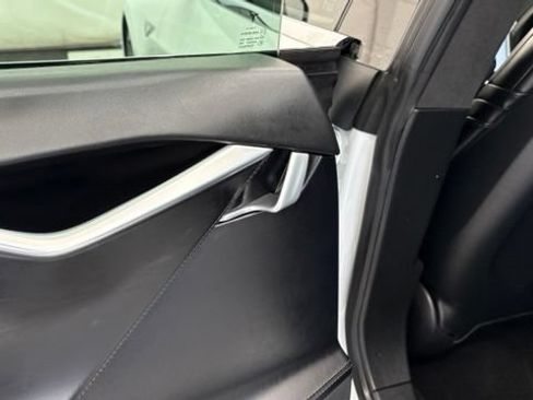 Used 2016 Tesla Model S 60D AWD/4WD image 19