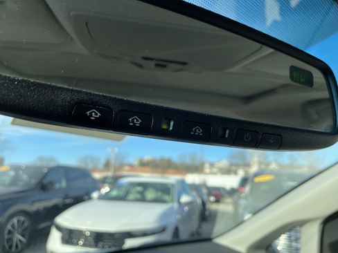 Used 2014 Toyota Sienna XLE image 35