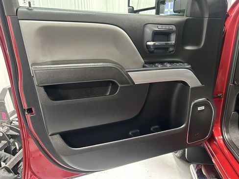 Used 2019 Chevrolet Silverado 2500 LTZ w/ Duramax Plus Package image 7