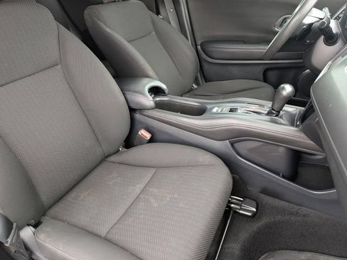 Used 2018 Honda HR-V EX image 22
