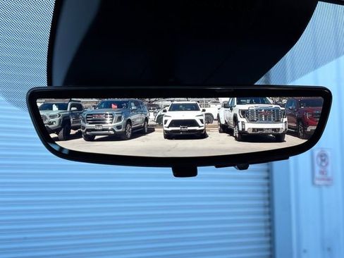 Certified 2023 GMC Yukon Denali Ultimate image 12