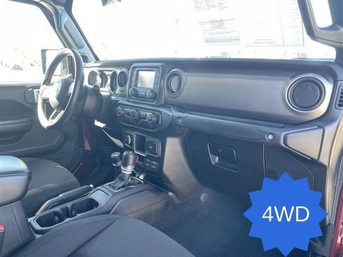 Used 2021 Jeep Gladiator Sport AWD/4WD image 28