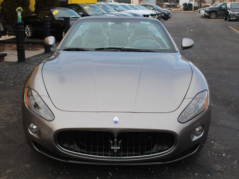 Used 2010 Maserati GranTurismo image 22