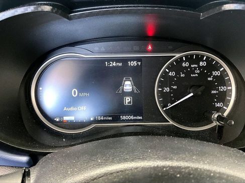 Used 2023 Nissan Versa SV FWD image 18