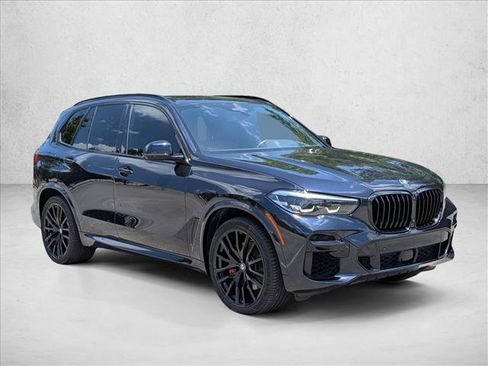 Used 2023 BMW X5 sDrive40i w/ M Sport Package RWD image 3