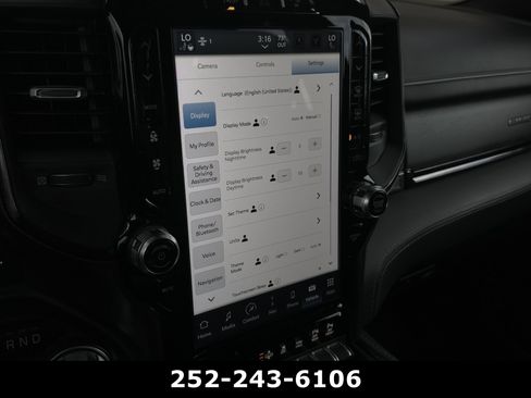 Used 2022 RAM 1500 Limited AWD/4WD image 17