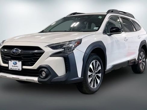 Used 2023 Subaru Outback Limited AWD/4WD image 3