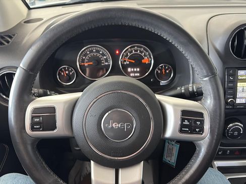 Used 2016 Jeep Compass High Altitude AWD/4WD image 14