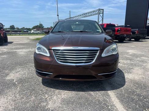 Used 2013 Chrysler 200 LX FWD image 8