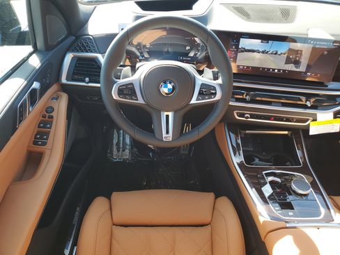 New 2026 BMW X5 M60i w/ Climate Comfort Package image 16