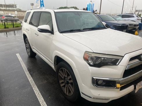Used 2014 Toyota 4Runner Limited AWD/4WD image 4