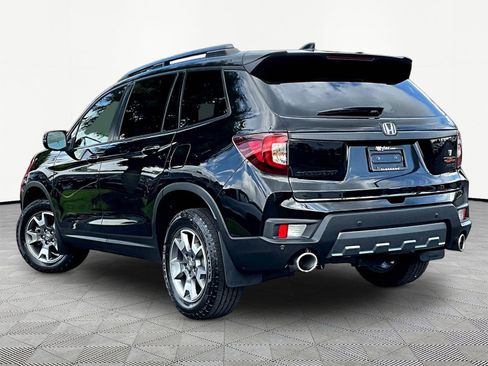 Used 2023 Honda Passport TrailSport image 4