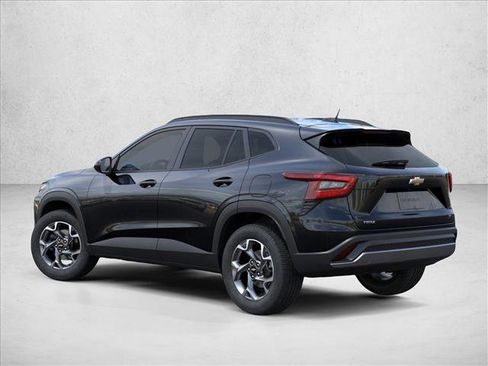 New 2026 Chevrolet Trax LT image 3