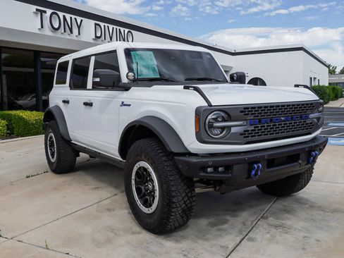 Used 2024 Ford Bronco Badlands AWD/4WD image 2