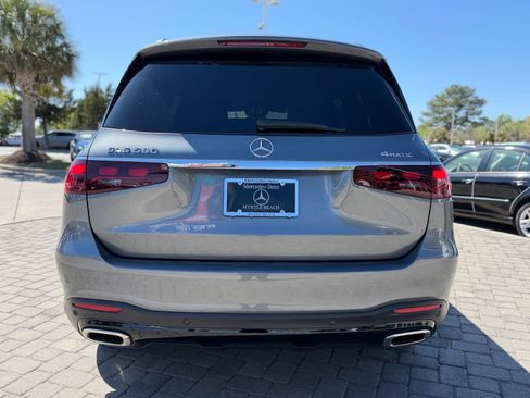 Used 2024 Mercedes-Benz GLS 580 4MATIC image 10