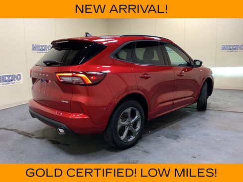 Used 2024 Ford Escape ST-Line w/ Tech Pack #1 AWD/4WD image 3