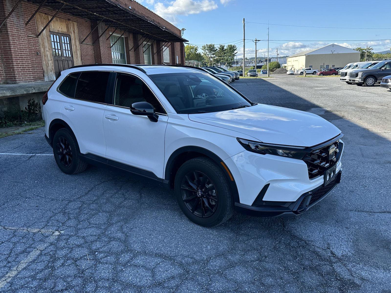 Certified 2024 Honda CR-V Sport-L image 2