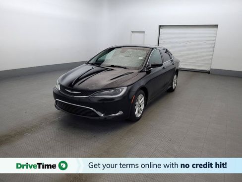 Used 2017 Chrysler 200 Limited Platinum FWD image 1