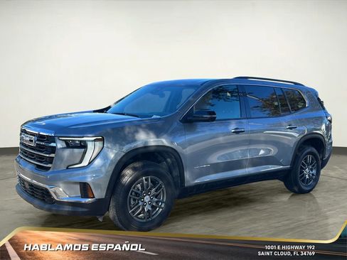 Used 2025 GMC Acadia Elevation image 2