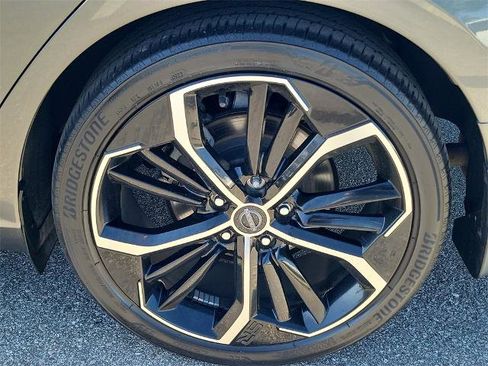 Certified 2023 Nissan Altima 2.5 SR image 13