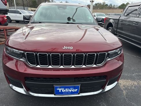 Used 2024 Jeep Grand Cherokee L Limited image 2