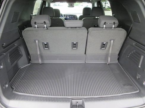 New 2026 Chevrolet Traverse LT w/ Driver Confidence Package FWD image 10