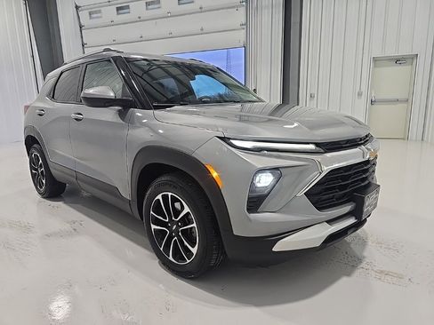 Used 2024 Chevrolet TrailBlazer LT image 10