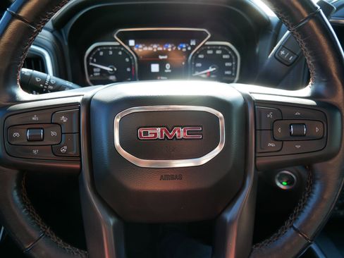 Used 2020 GMC Sierra 1500 AT4 w/ Off-Road Performance Package image 25