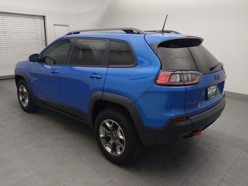 Used 2019 Jeep Cherokee Trailhawk w/ Cold Weather Group AWD/4WD image 5