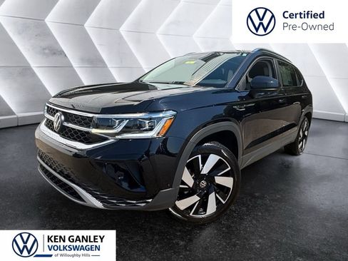 Used 2024 Volkswagen Taos SEL AWD/4WD image 1
