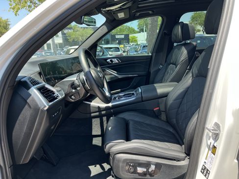 Used 2026 BMW X5 xDrive40i AWD/4WD image 16