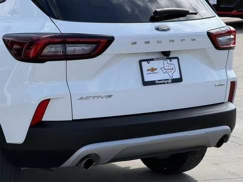 Used 2025 Ford Escape Active image 6
