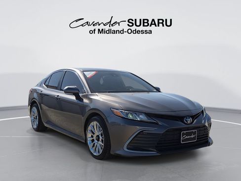 Used 2023 Toyota Camry LE FWD image 1
