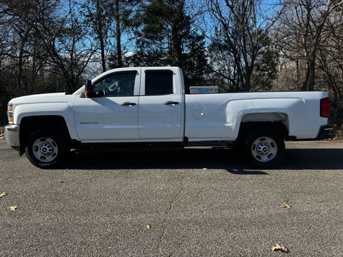 Used 2019 Chevrolet Silverado 2500 W/T w/ WT Convenience Package image 3