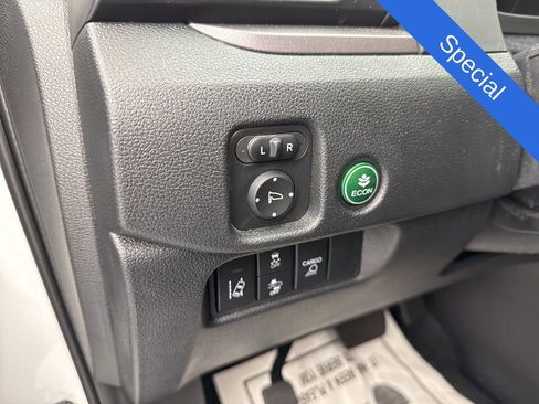 Used 2025 Honda Ridgeline RTL image 18