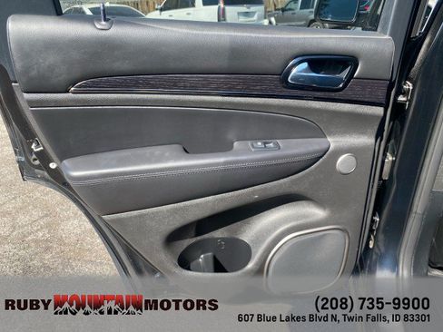 Used 2019 Jeep Grand Cherokee High Altitude AWD/4WD image 21