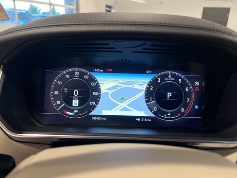 Used 2019 Land Rover Range Rover Supercharged AWD/4WD image 12