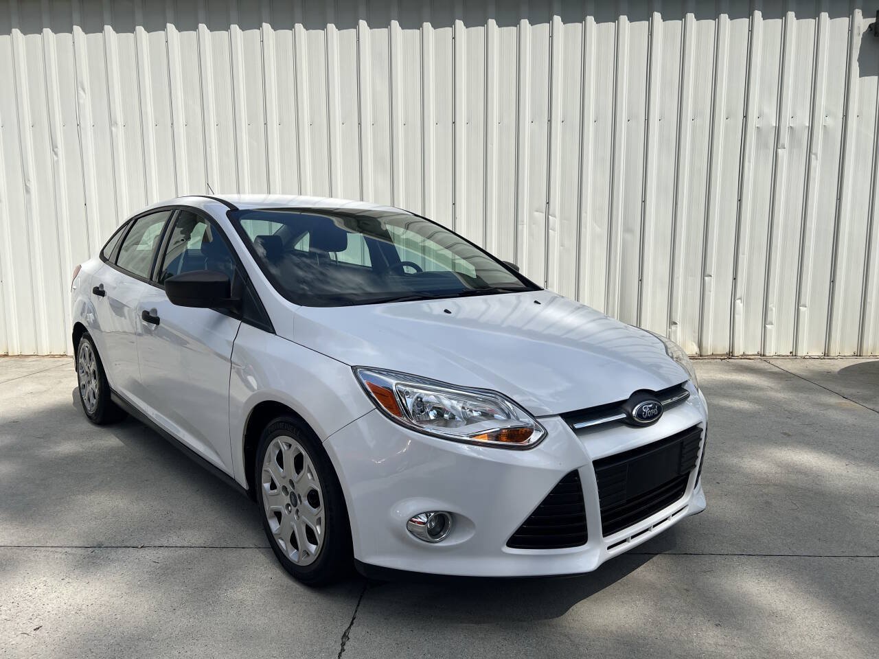 Used 2014 Ford Focus S FWD image 1