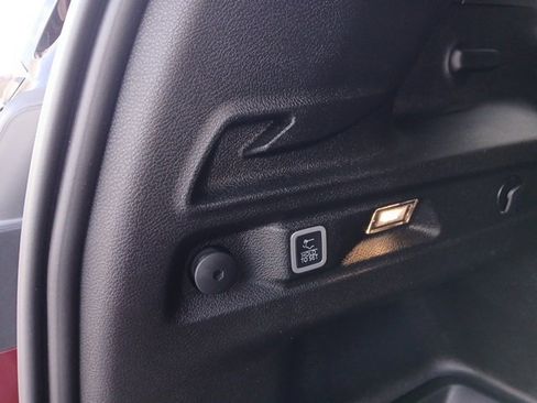 Certified 2022 Jeep Grand Cherokee L Laredo image 10