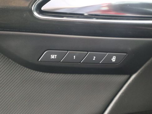 Used 2025 Buick Envision Preferred image 35